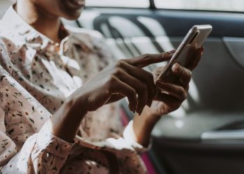 6 Essential Mobile Banking Features for Community Banks